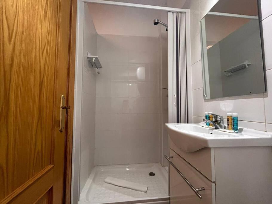 Cute Studio In Gran Via -Si1 مدريد المظهر الخارجي الصورة